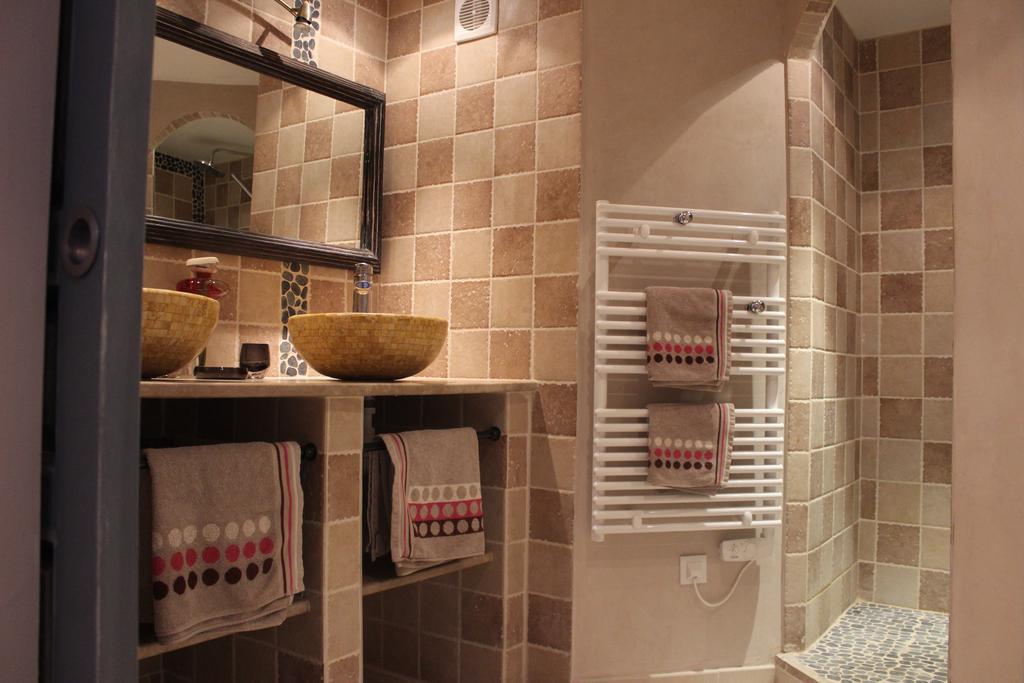 Gites Maisons De Vacances Domaine La Chamade Carpentras Room photo